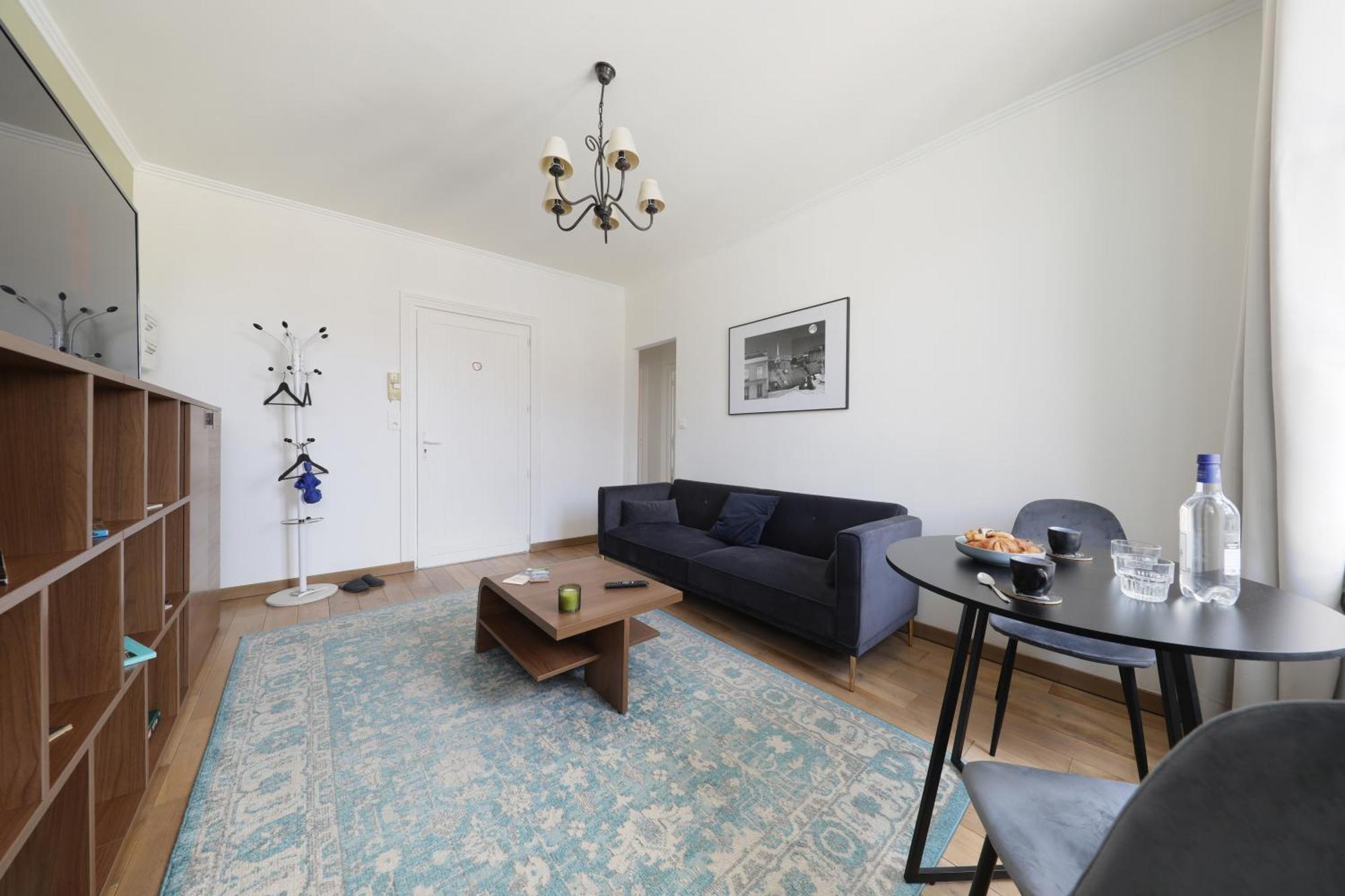 Charmant Appartement Dans Le Centre Ville, A 2 Minutes Du Palais Compiegne Exterior photo